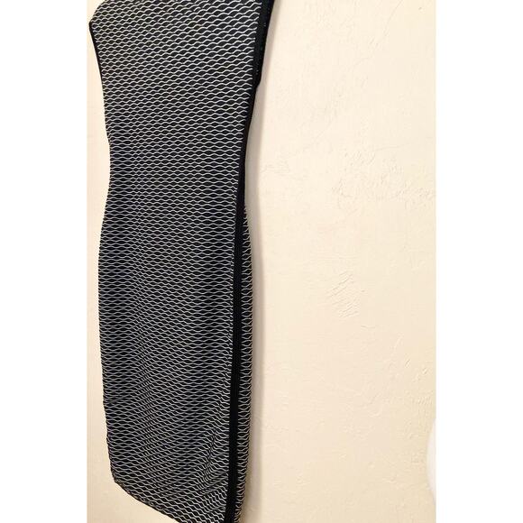 Max Studio Women's Dress Size XS Black White Textured Bodycon Wiggle - Picture 4 of 7